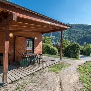 https://les-chalets-by-le-marintan.hotels-rhonealpes.com